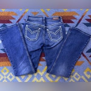 Shyanne bootcut dark wash